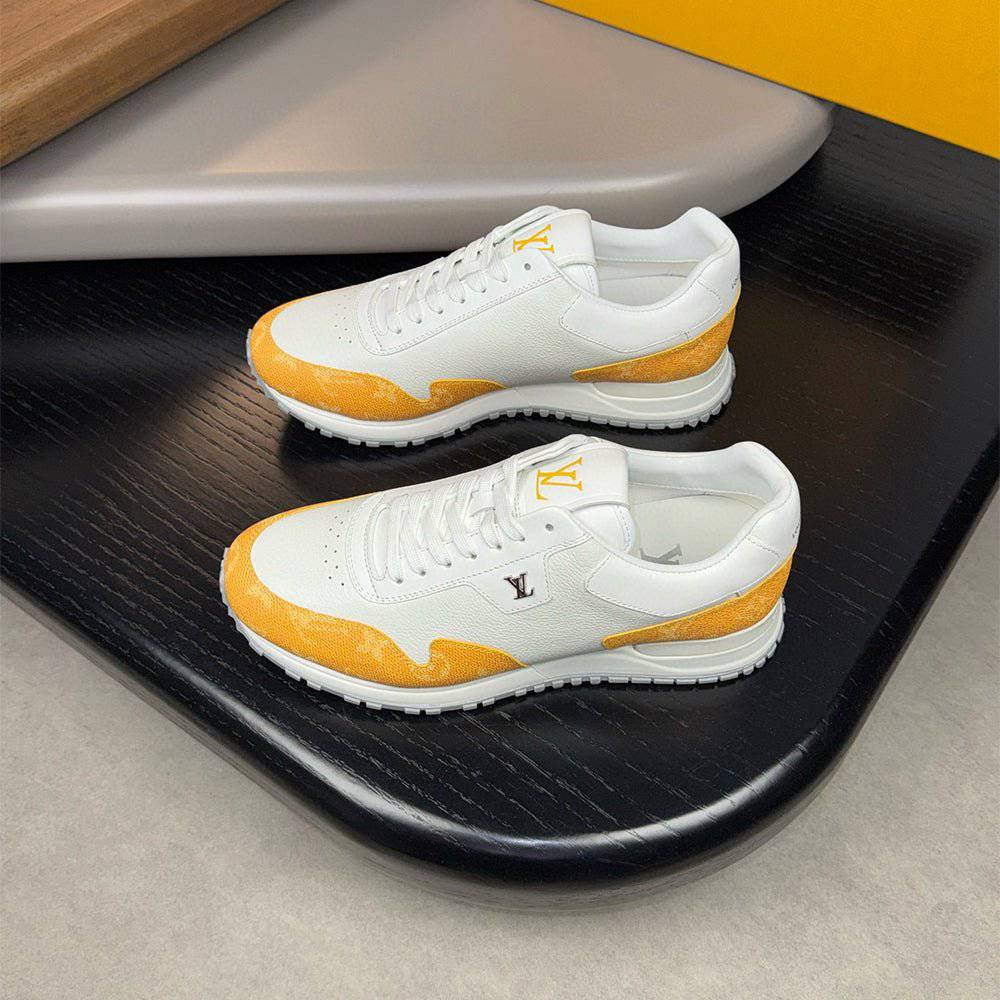 Runaway Sneaker - 24HEARTZ