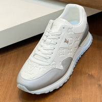 Runaway Sneaker - 24HEARTZ