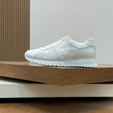 Runaway Sneaker - 24HEARTZ