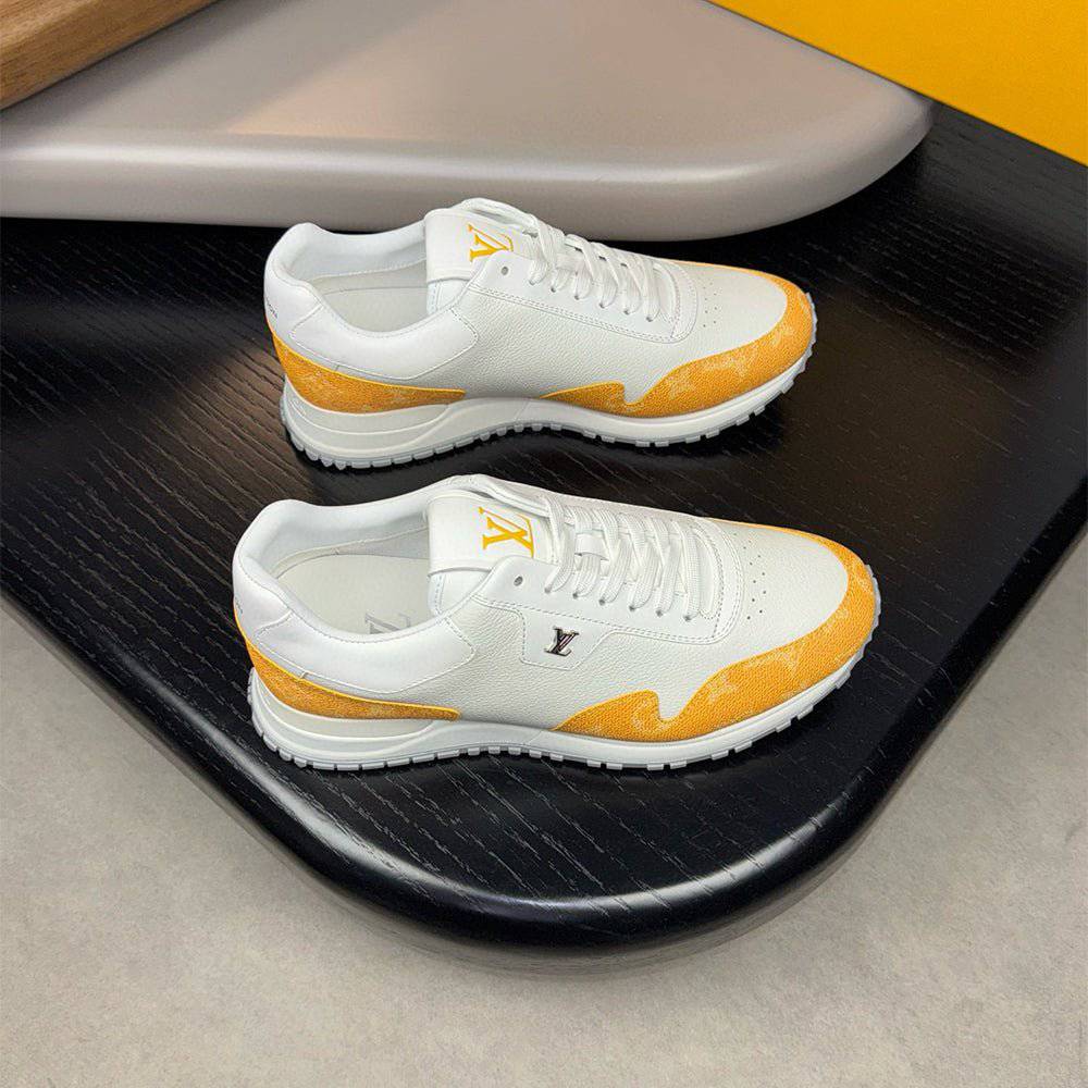 Runaway Sneaker - 24HEARTZ
