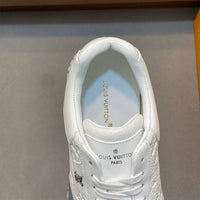 Runaway Sneaker - 24HEARTZ
