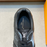 Runaway Sneaker - 24HEARTZ