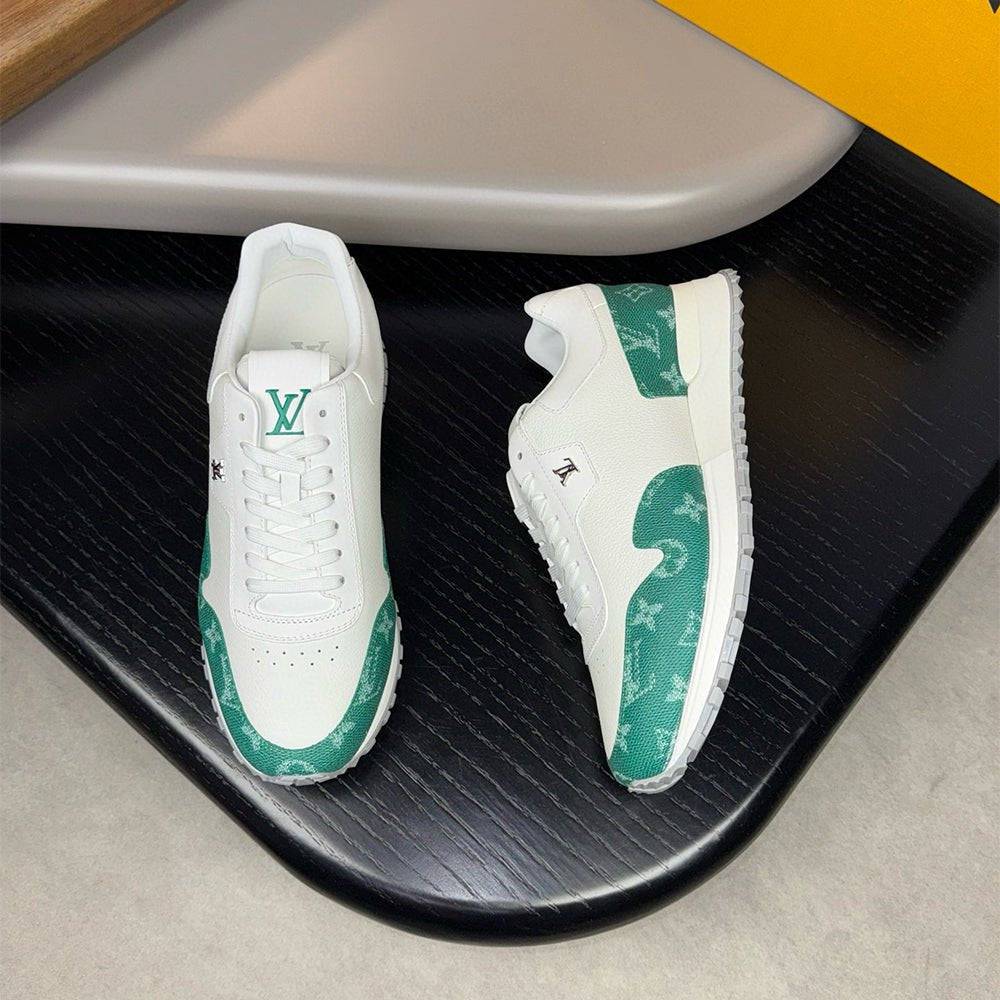 Runaway Sneaker - 24HEARTZ