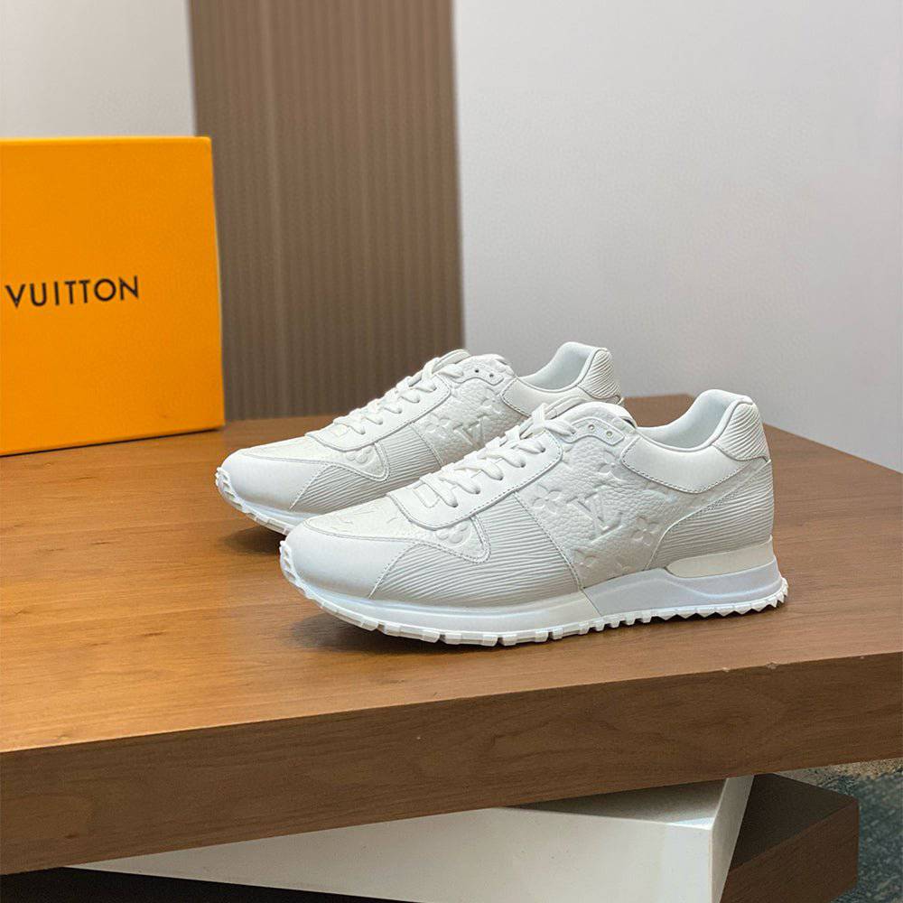 Runaway Sneaker - 24HEARTZ
