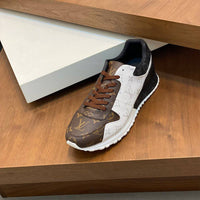 Runaway Sneaker - 24HEARTZ